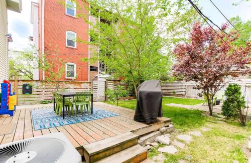 South Hyde Park House | Chic 4BR 3BA Historic Home Near Country Club Plaza