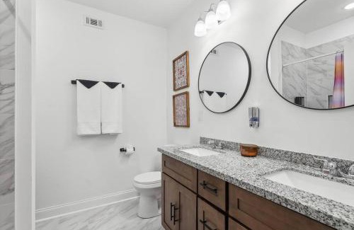 Florida Area Apartment | Chic 5BR Oasis in NOLA's Heart