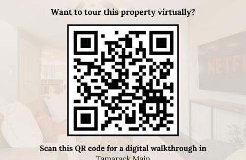 Southeast Edmonton Apartment | Chic 6BDRM Getaway - KingBed - Patio - BBQ - Garage - Wifi