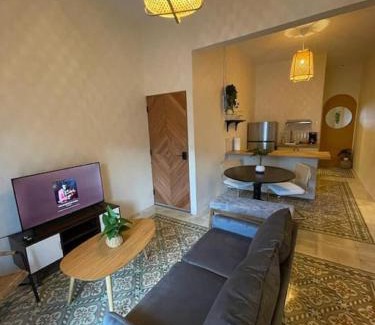 Santurce Apartment | Chic and classic apartment in Santurce Apt 6
