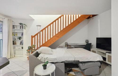 Palaiseau Apartment | Chic apart duplex with parking