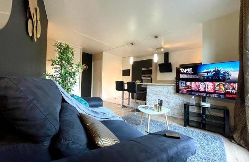 Bretigny-sur-Orge Apartment | * Chic Business Evasion * - SOnights