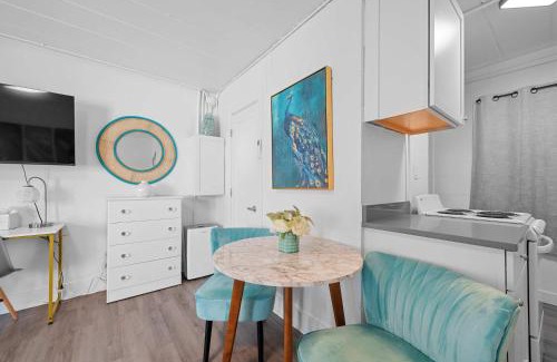Near East Columbus Apartment | Chic City Retreat 93A