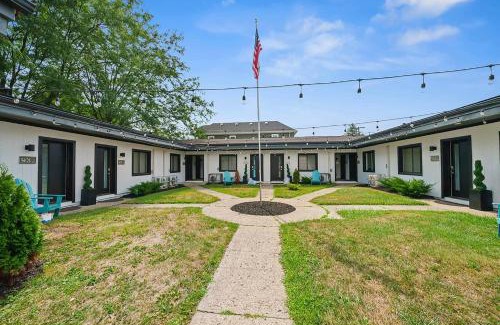 Near East Columbus Apartment | Chic City Retreat 93D
