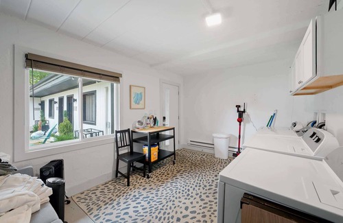 Near East Columbus Apartment | Chic City Retreat 93J - For 2!