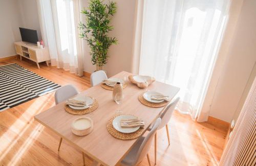 Santa Isabel Apartment | Chic & Classy Lisboa by GT House