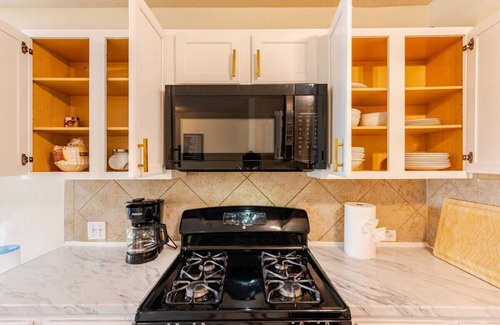 Buda House | Chic, Comfortable Home Steps from SXSW Fun