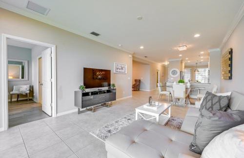 Naples Apartment | Chic Country Club Condo with Upscale Amenities