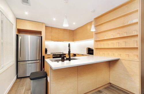 Manhattan Apartment | Chic & Cozy Condo in Manhattan – Free Parking!