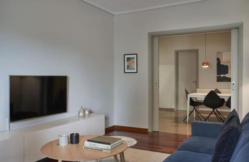 Ilisia Apartment | Chic designer home next - Hilton