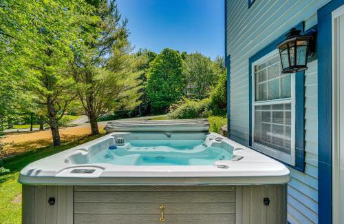 West Dover House | Chic Dover Home with Hot Tub 1 Mi to Golf!