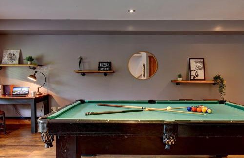 Labelle Ski Chalet | Chic Familiale, Relaxant avec spa en montagnes
