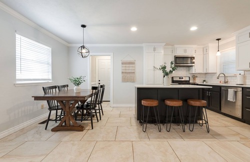 Central Oklahoma City House | Chic Hidden Gem in The Village