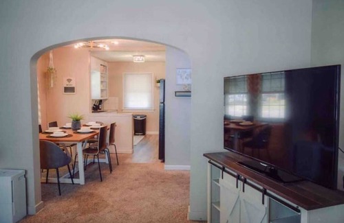 Port Clinton House | Chic House PC - Updated 3 Bedr close to downtown