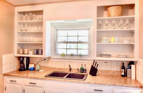 Port Clinton House | Chic House PC - Updated 3 Bedr close to downtown