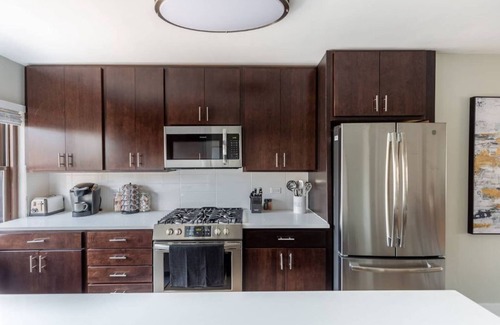 South Evanston House | ✨Chic|Luxurious|2BR|Trendy|Evanston Next To Beach✨