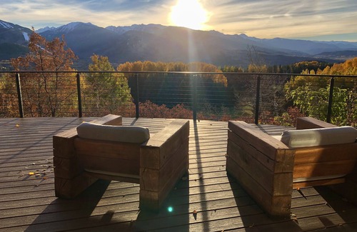 Red Mountain House | Chic Luxury Red Mountain Home | Panoramic Views