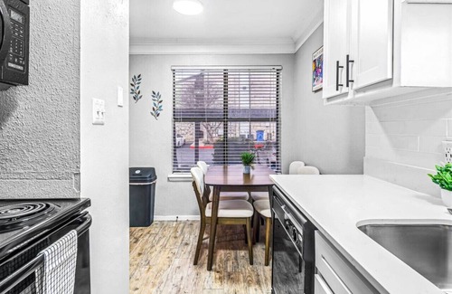 Brentwood Apartment | Chic Meets Comfort: 1BR Austin Apt Near Downtown