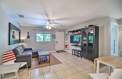 Indian River Bluff House | Chic Melbourne Townhome about 2 Mi to Downtown!