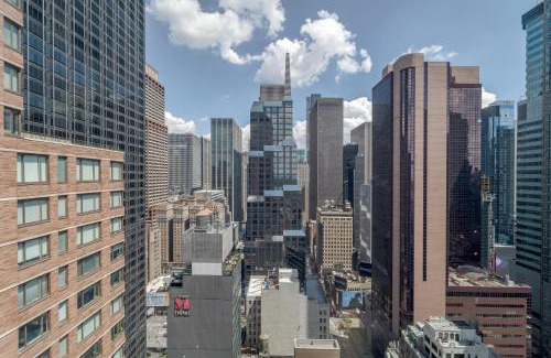 Central New York City Apartment | Chic NYC Stay Steps from Times Square with 2 bedroom