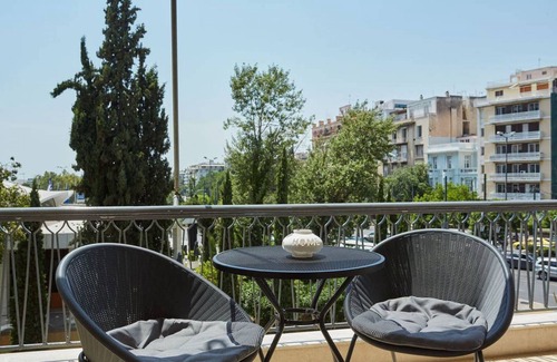 Kolonaki Apartment | Chic One Bedroom Apartment with Hilton View