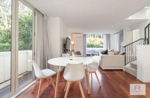 Parnell House | Chic Parnell Townhouse