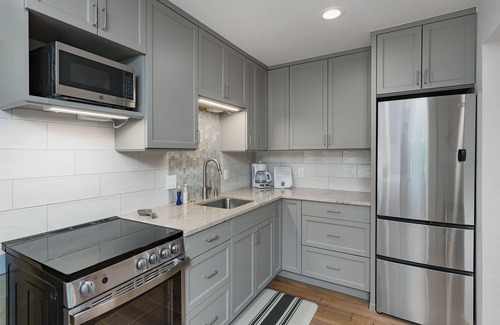 Purgatory Condo | Chic Peak (#104) | Pool/Fitness Access - Fireplace, Deck, Ground Floor