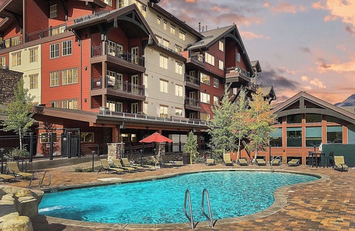 Purgatory Condo | Chic Peak (#104) | Pool/Fitness Access - Fireplace, Deck, Ground Floor