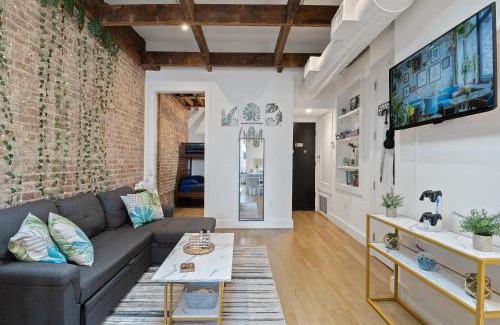 Hoboken Apartment | Chic Penthouse 15 Minutes From NYC - bus stop at doorstep