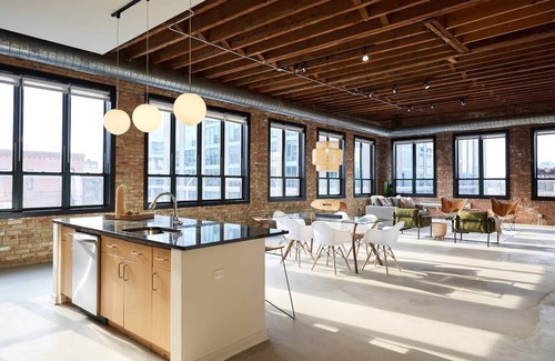 West Loop Apartment | Chic Penthouse Corner 3BR Loft In Fulton Market | Featured In Architectural Dige