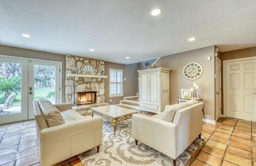North San Antonio - SAT House | Chic Poolside Paradise