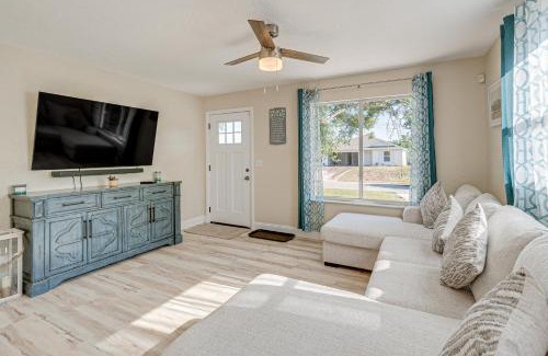 Gulf Cove House | Chic Port Charlotte Home about 9 Mi to Englewood Beach