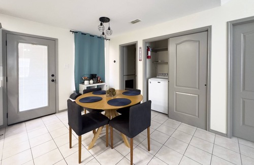 McAllen Apartment | Chic, Quiet 2BR 2BA Near Shops & Restos!