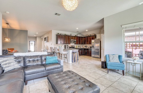 Katy House | Chic & Relaxing Katy Escape w/Community Pool!