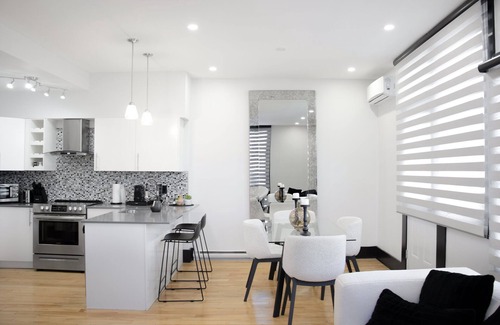 Plateau Mont Royal Apartment | Chic Retreat in Montreal's Vibrant Plateau Area (1-bedroom apartment)