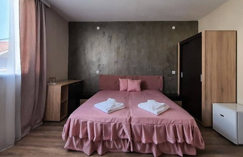 Sapareva Banya House | Chic Studio With Garden Close To Mineral Baths
