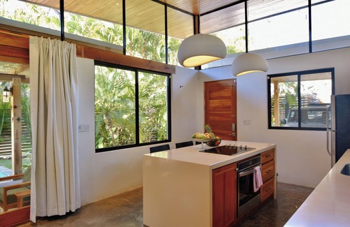 Playa Guiones House | Chic surf and yoga villa 2-minute walk to beach