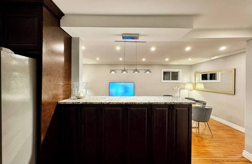 Bayview Village Villa | Chic Urban Oasis