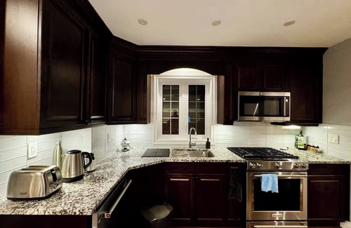 Bayview Village Villa | Chic Urban Oasis