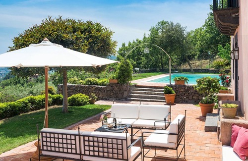 Trecastagni Villa | Chic Villa with enchanting atmospheres