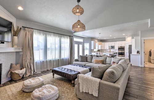 Vineyard House | Chic Vineyard Getaway with Yard about 8 Mi to BYU