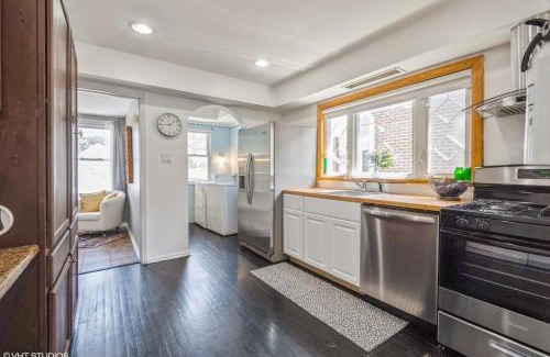 Chicago House | Chicago Big House