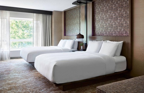 Burr Ridge Hotel | Chicago Marriott Southwest at Burr Ridge