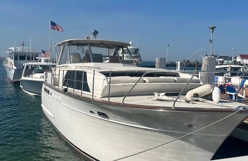 Mackinac Island State Park Boat Rental | Chicago to Mack Race: Moored of Mackinac