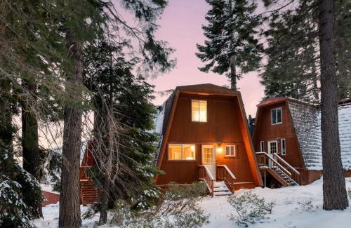 Tahoe Woods Apartment | Chickaree by AvantStay A-Frame w Mountain Views