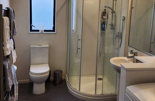Waikanae Apartment | Chill on Trigg