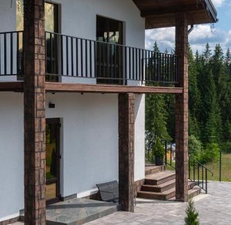 Yablunytsya Ski Chalet | Chillax Chalet