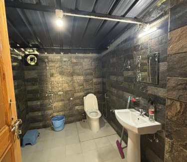 Bir House | Chillgoza