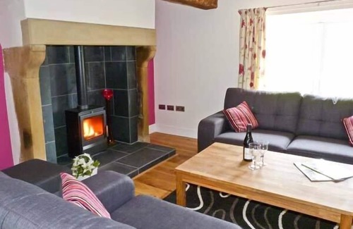 Welton Cottage | CHIMNEY GILL, family friendly, character holiday cottage in Penrith