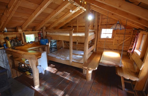 Saint-Sauveur Cabin | Chimo Refuges vacation center # MOJOTO